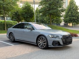 Audi S8