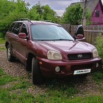 Hyundai Santa