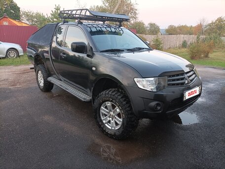 Mitsubishi L200