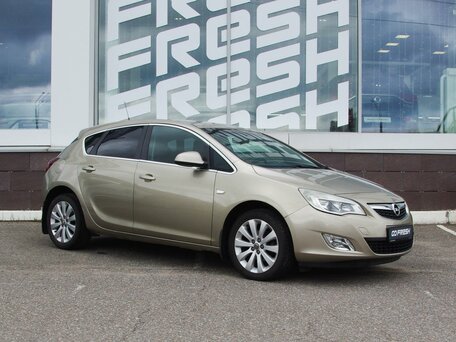 Opel Astra J