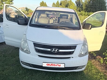 Hyundai Grand Starex