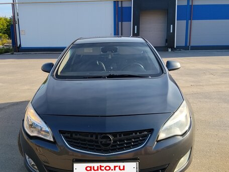 Opel Astra J