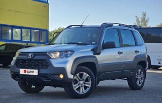 Lada Niva Travel