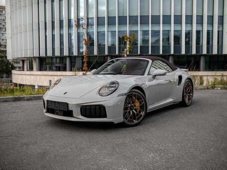 Porsche 911 Turbo S