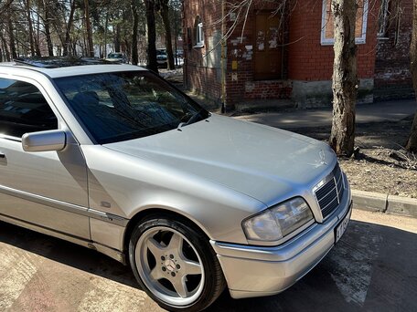 Mercedes-Benz C-Класс 230