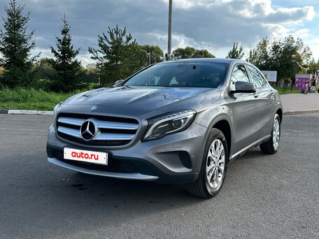 Mercedes-Benz GLA 200
