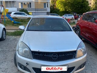 Opel Astra GTC H