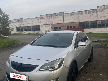 Opel Astra J