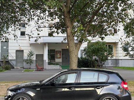 BMW 1 серии 130i