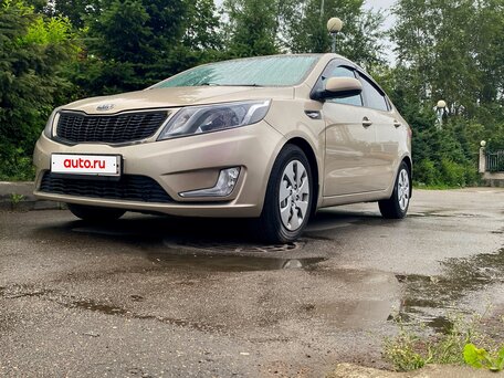 Kia Rio 4-speed