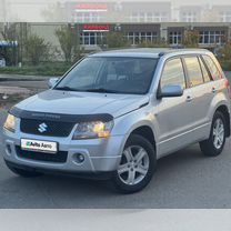 Suzuki Grand