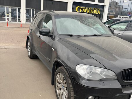 BMW X5 50i