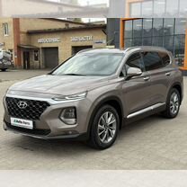 Hyundai Santa