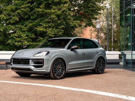 Porsche Cayenne Turbo E-Hybrid