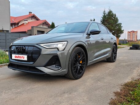 Audi e-tron 55