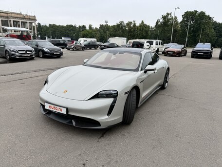 Porsche Taycan Turbo S