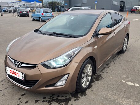 Hyundai Elantra