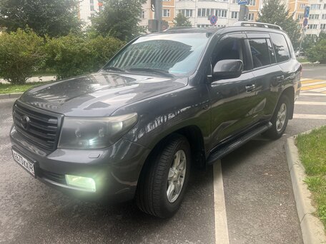 Toyota Land Cruiser 200 Series