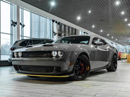 Dodge Challenger SRT Hellcat Redeye