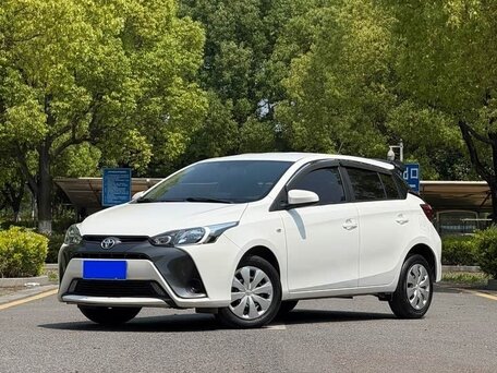 Toyota Yaris L XP150