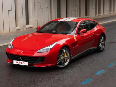 Ferrari GTC4Lusso