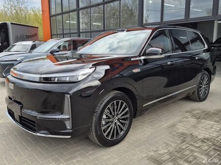 Geely Galaxy M9 210