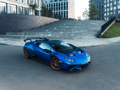 Lamborghini Huracán STO