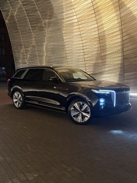 Hongqi E-Hs9