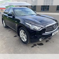 Infiniti QX70