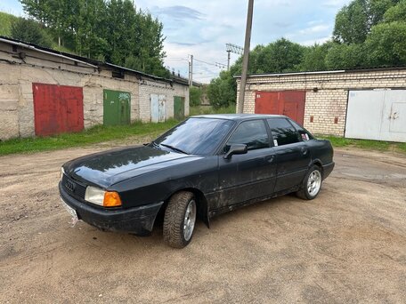 Audi 80