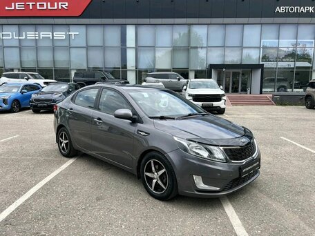 Kia Rio 4-speed