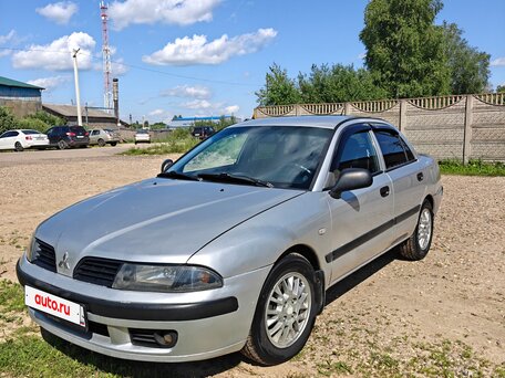 Mitsubishi Carisma