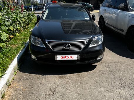 Lexus LS 460