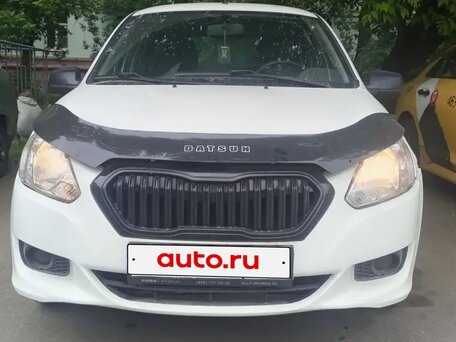 Datsun mi-DO