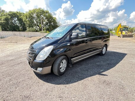 Hyundai H-1