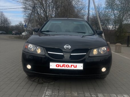 Nissan Almera