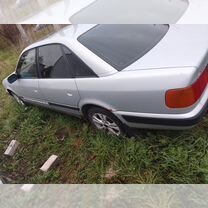 Audi 100