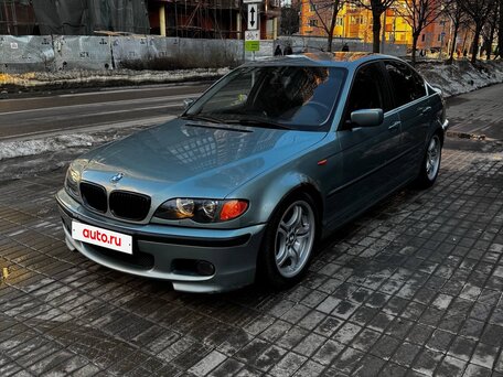 BMW 3 серии 320i