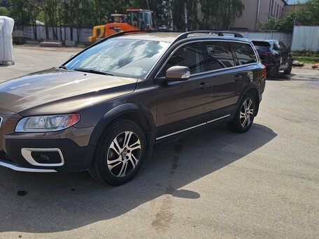Volvo XC70