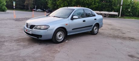 Nissan Almera