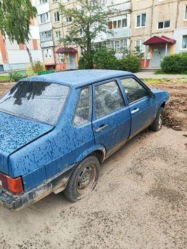 Lada 21099