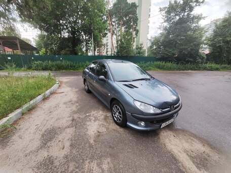 Peugeot 206