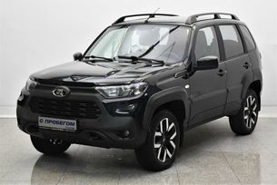 Lada Niva Travel