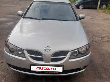 Nissan Almera