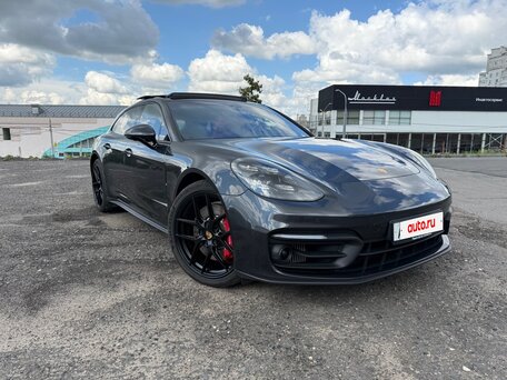 Porsche Panamera 4S Sport Turismo