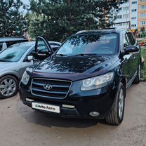Hyundai Santa