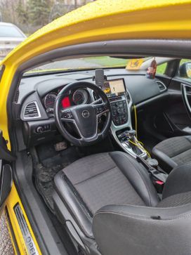 Opel Astra Gtc