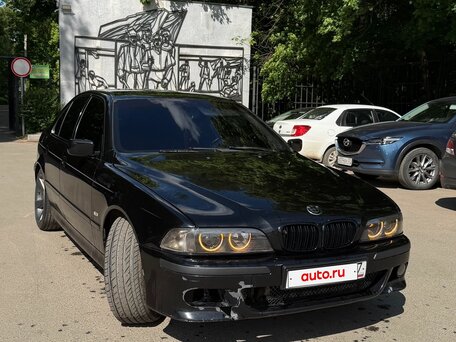 BMW 5 серии 523i