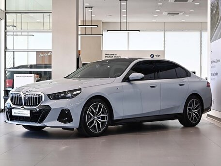 BMW 5 серии 523d