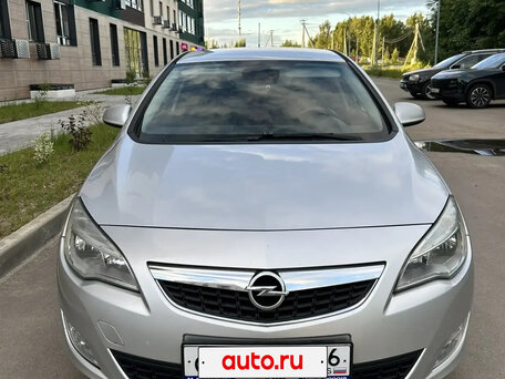 Opel Astra J